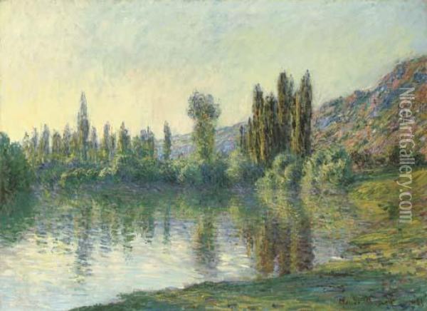 La Seine A Vetheuil Oil Painting - Claude Oscar Monet