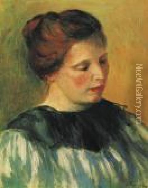 Tete De Femme Oil Painting - Pierre Auguste Renoir